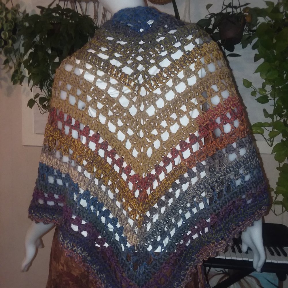 New handmade multi colored crochet triangler scarf/shawl with tassels - Picture 7 of 11